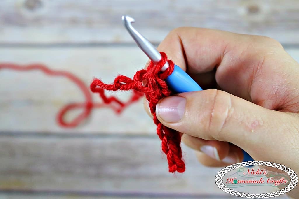 How to start a Chain with Single Crochet in 3 different ways - Nicki's ...