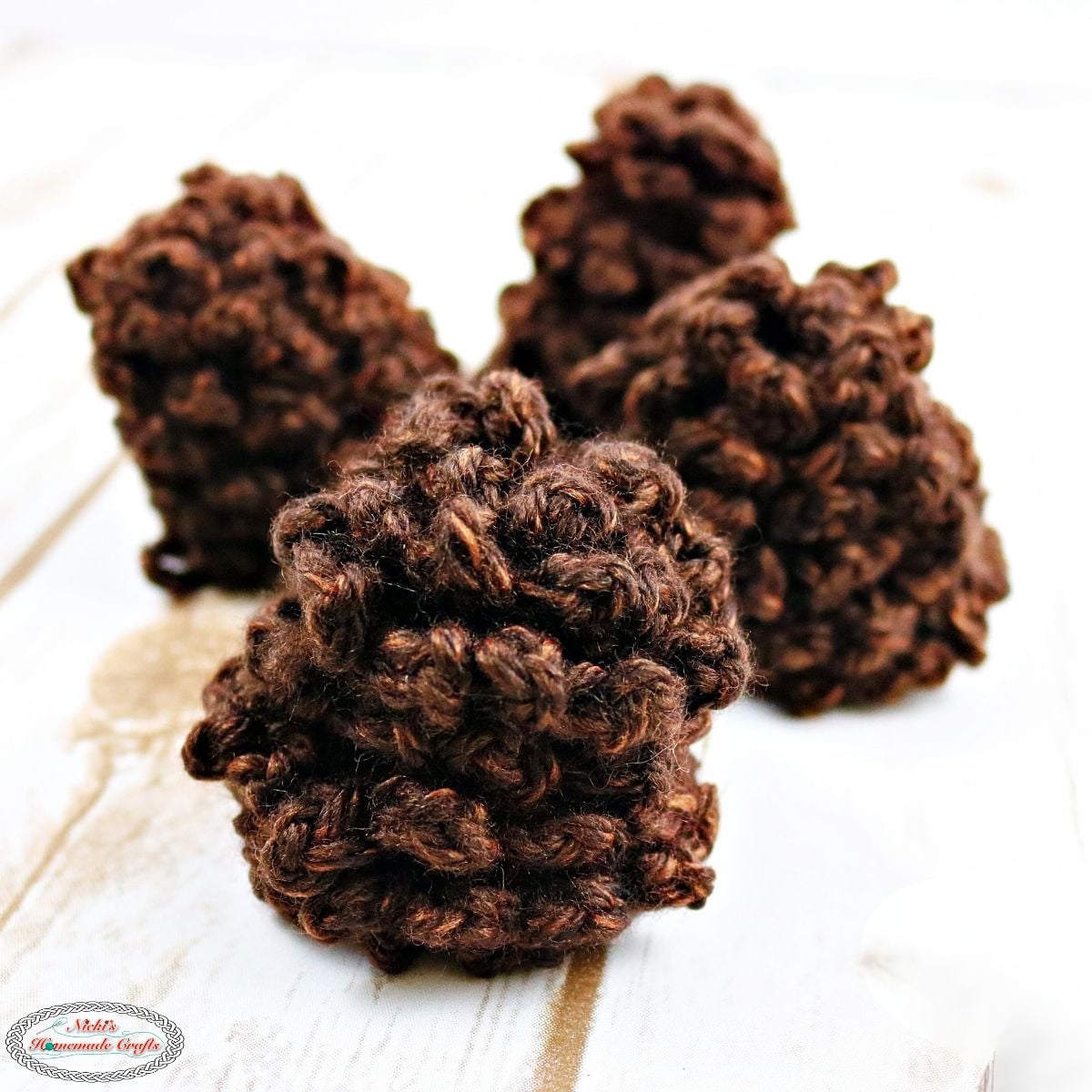 How to Crochet a Pinecone in 5 Minutes – Free Pattern - Square