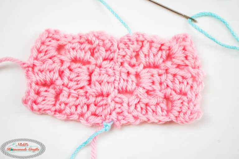 How to Sew the Mattress Stitch for Crochet Easily Video Tutorial