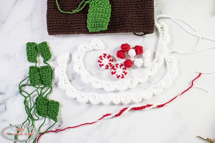 Herrschners Gingerbread House Tissue Box Cover - Christmas Plastic Canvas Craft Kit
