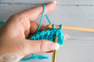 Tunisian Crochet Decrease - 5 Ways How to do it Easily - Nicki's ...