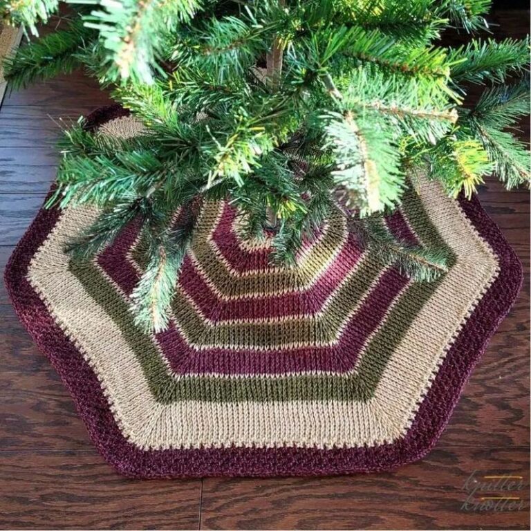 10 Most Beautiful Crochet Christmas Tree Skirt Patterns Nicki's