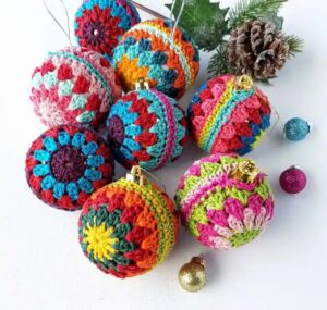 Square Bauble 28+ Best Free Crochet Christmas Ornament Patterns - Nicki's Homemade Crafts