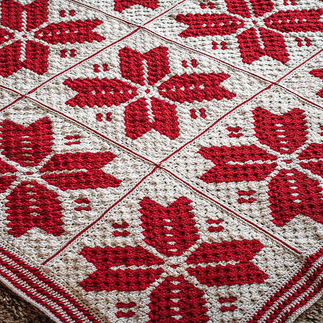Snowflake Christmas blanket crochet pattern