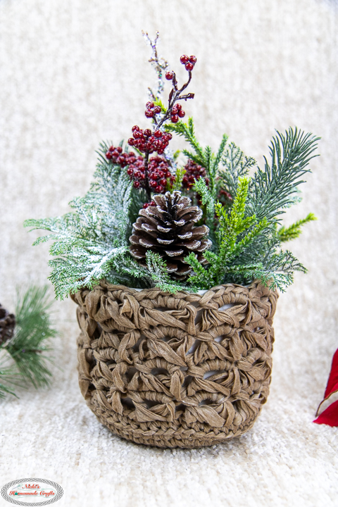 Basket made with the Crochet Broomstick Lace Stitch