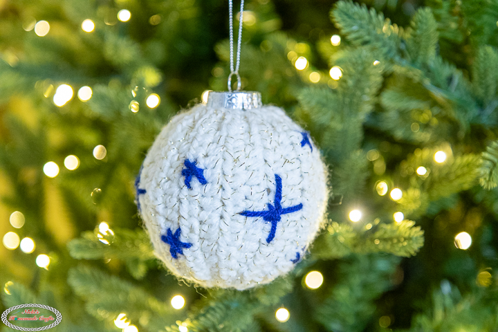 Crochet Classic Bauble with Stars Ornament Pattern-17