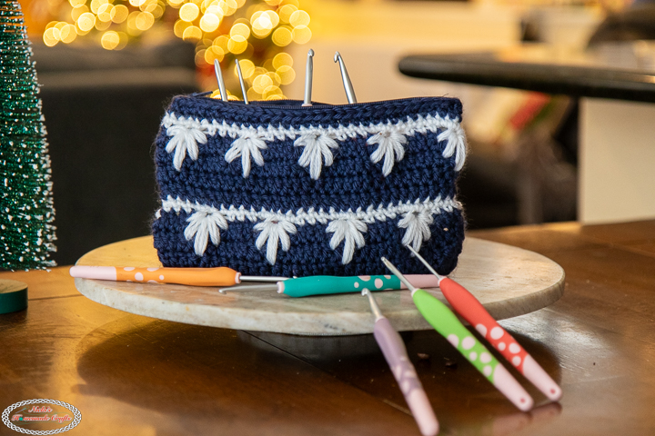 Crochet Extreme Drop Leaf Stitch Zipper Pouch Pattern new-5