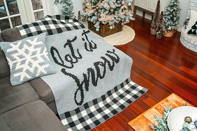 Let it snow Christmas crochet blanket pattern