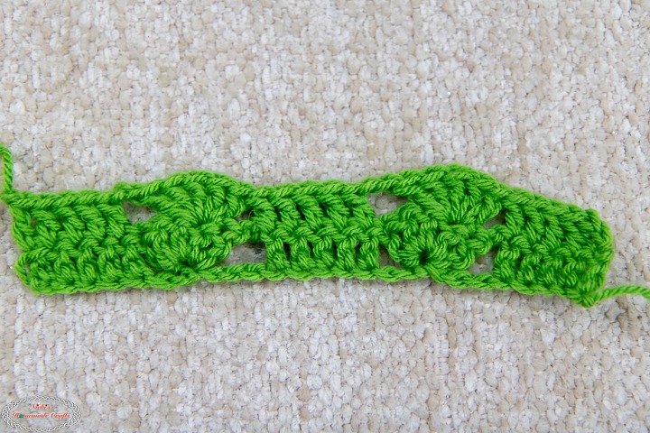 Block and off set shell crochet stitch tutorial