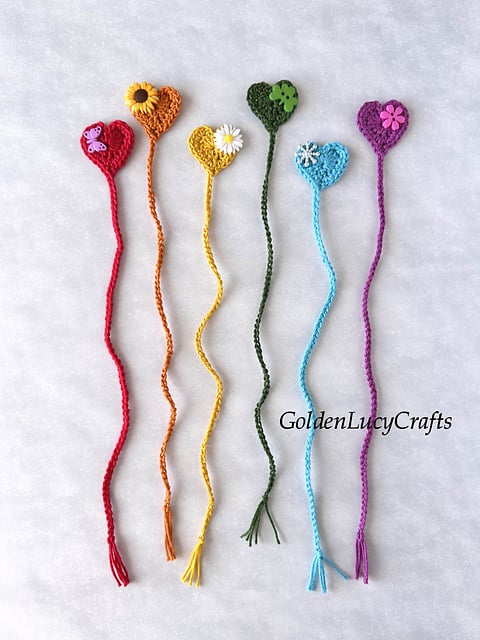 Free heart bookmark crochet pattern
