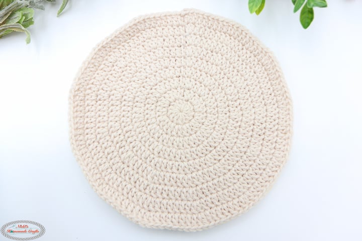 Circle of the Crochet Highland Cow Welcome Sign Pattern