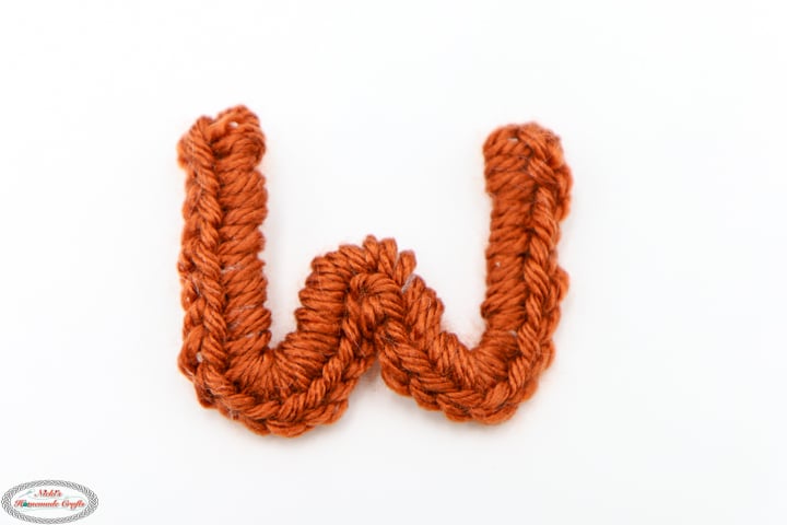 Letter W of Welcome for the Crochet Highland Cow Welcome Sign Pattern