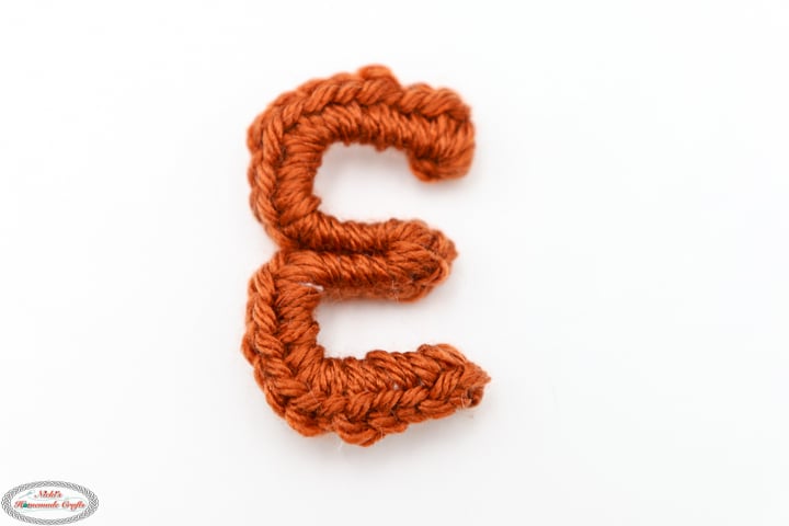 Letter E of Welcome for the Crochet Highland Cow Welcome Sign Pattern