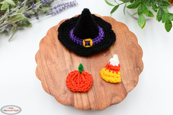 Halloween Accessories for the Crochet Highland Cow Welcome Sign Pattern