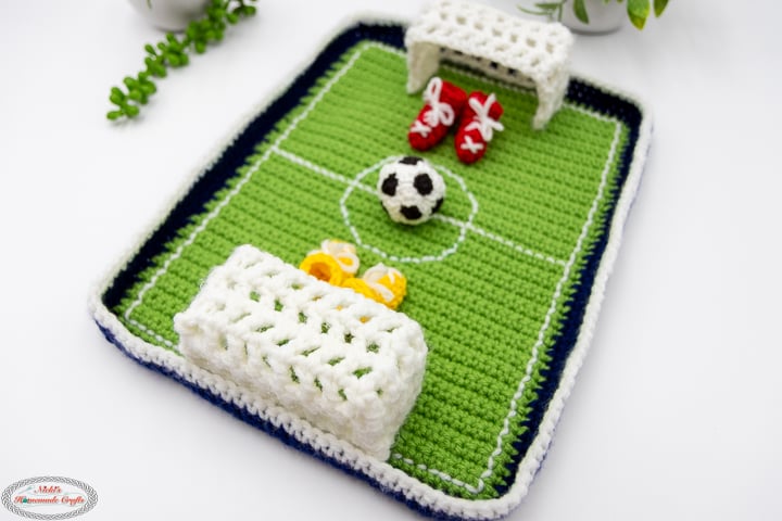 Crochet Finger Soccer Game