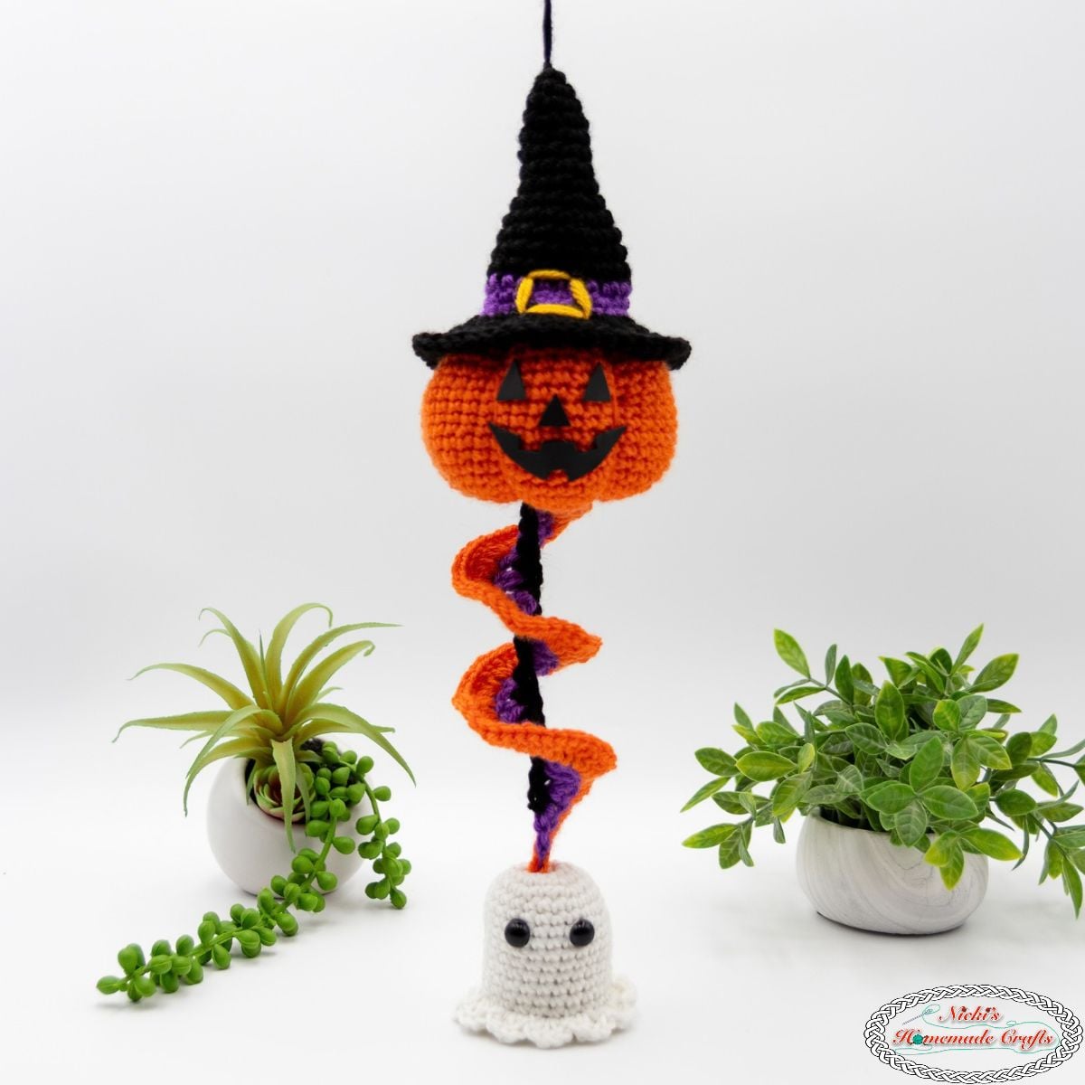 Halloween Wind Crochet Spinner - Square