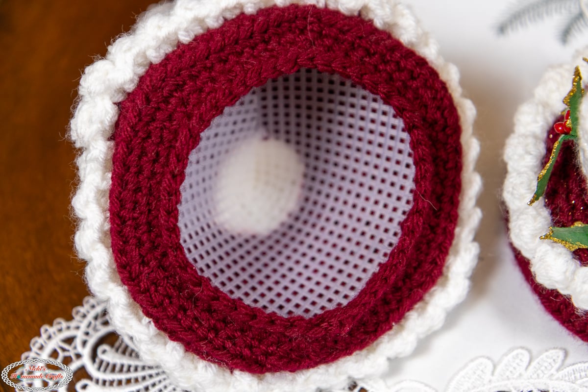 Crochet Christmas Lantern with Candle Light Pattern