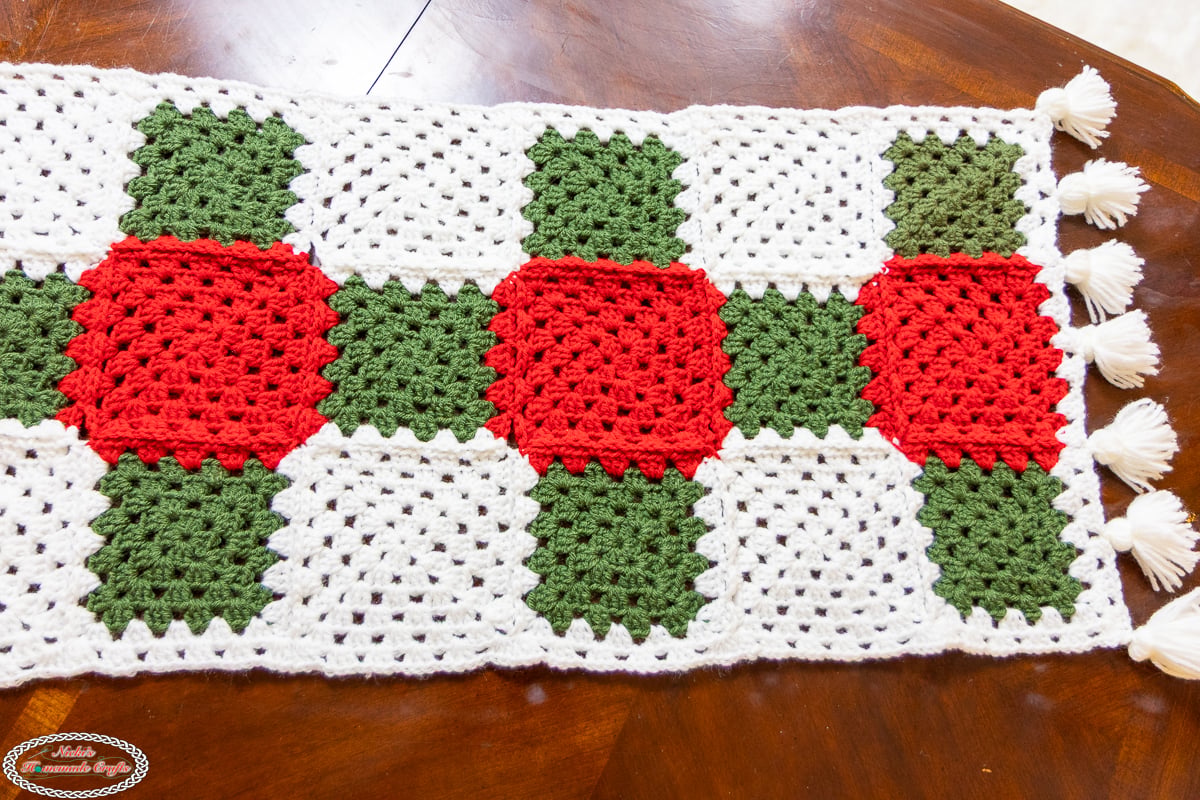 Crochet Christmas Table Runner Pattern